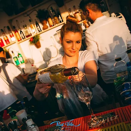Pura Vida Sky Bar &