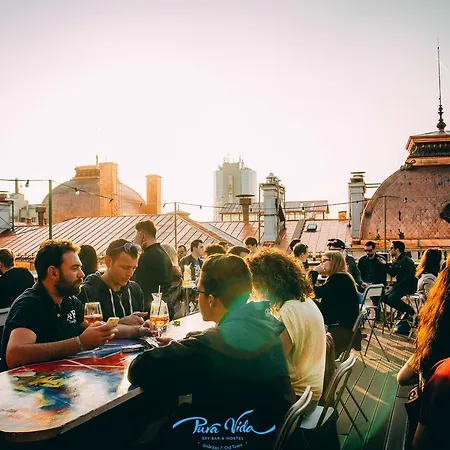 Pura Vida Sky Bar & * 布加勒斯特
